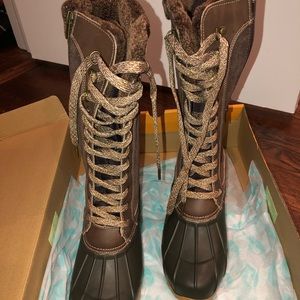 Brown Duck Boots